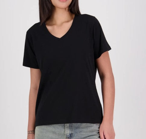 CLOKE V-Neck Tee V2 - Womens